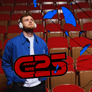 拉稀蹲厕三级片
